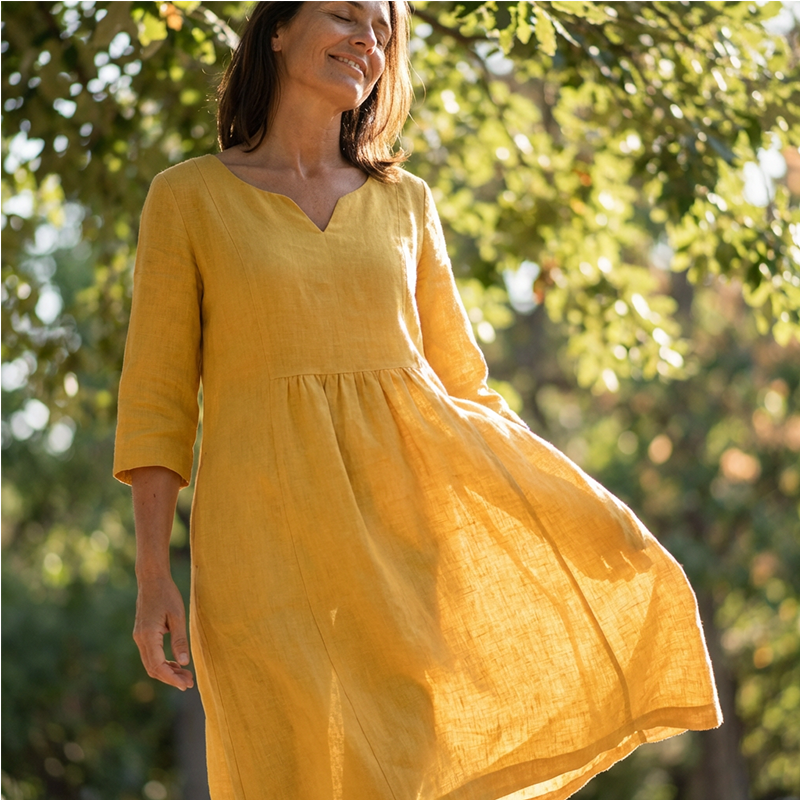 Marguerite | Elegant V-Neck Linen Midi Dress
