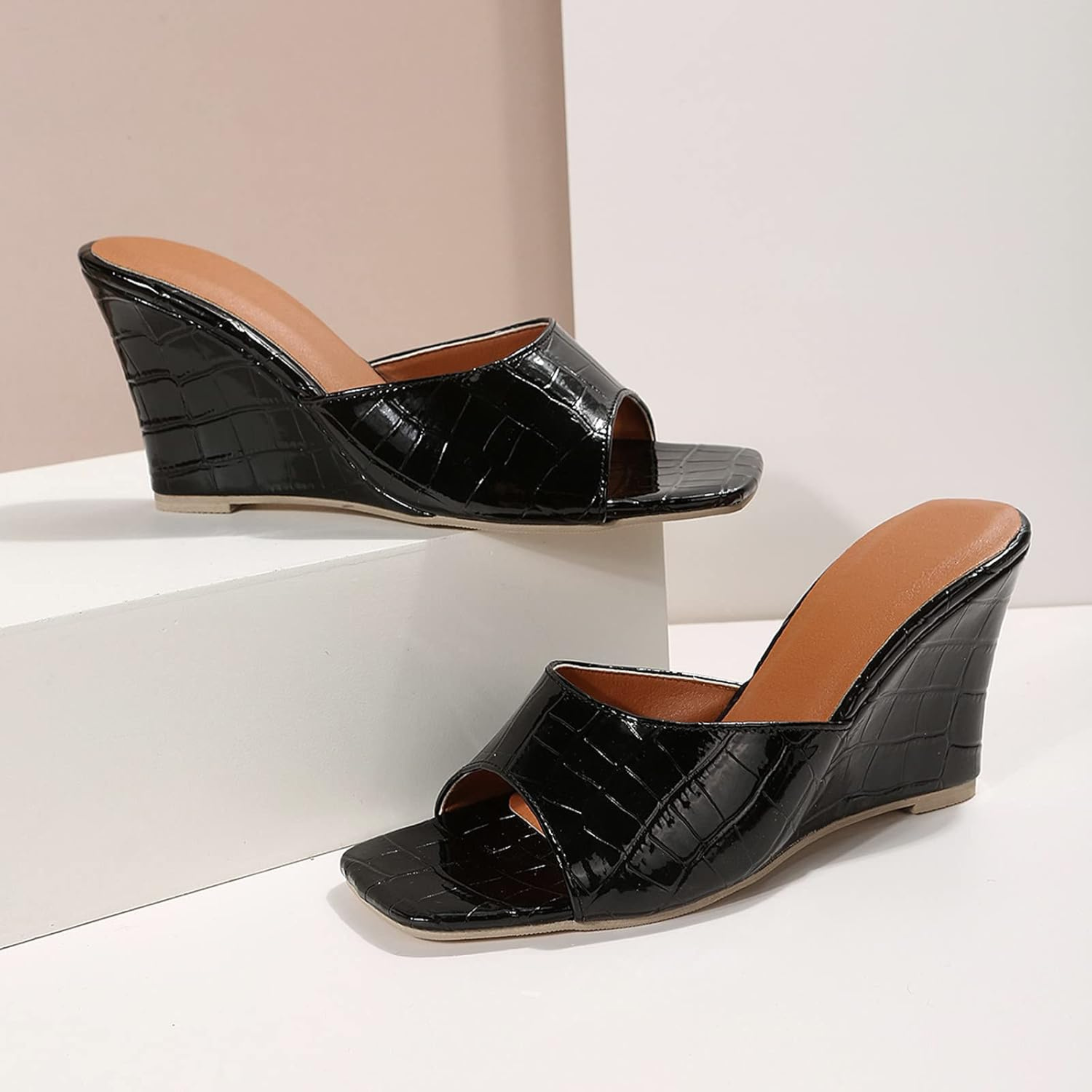Viviana | Sophisticated Croc Embossed Wedges