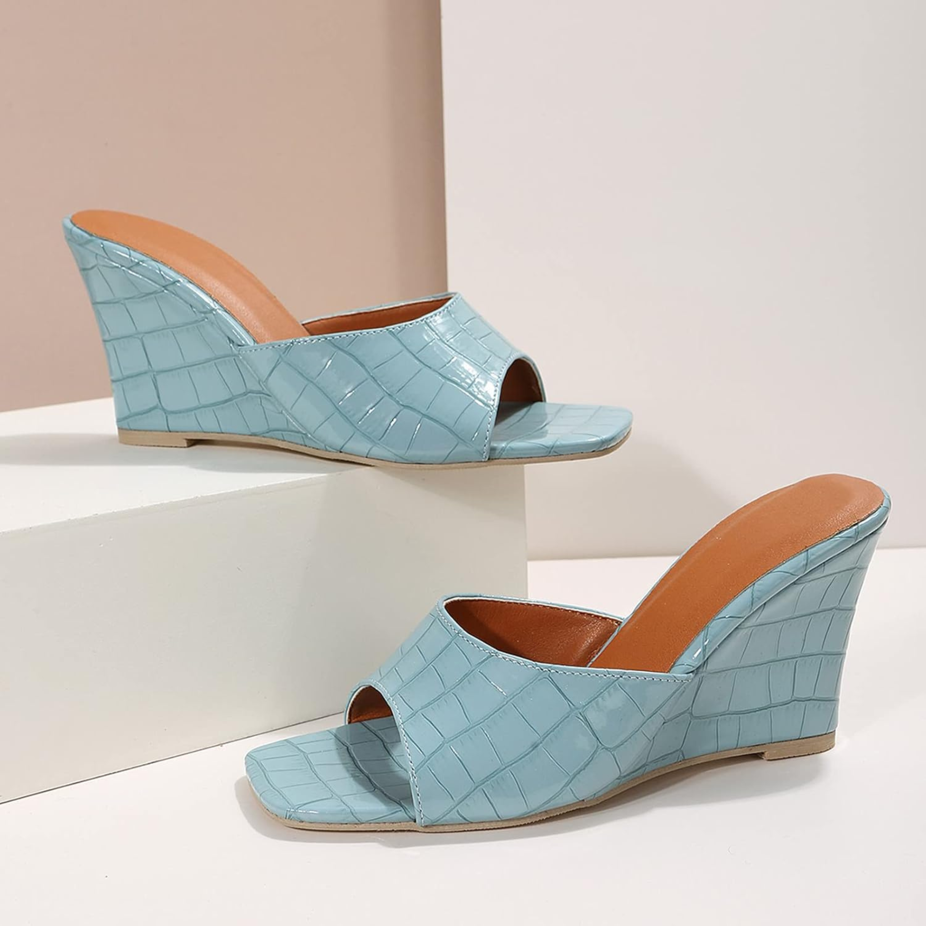 Viviana | Sophisticated Croc Embossed Wedges