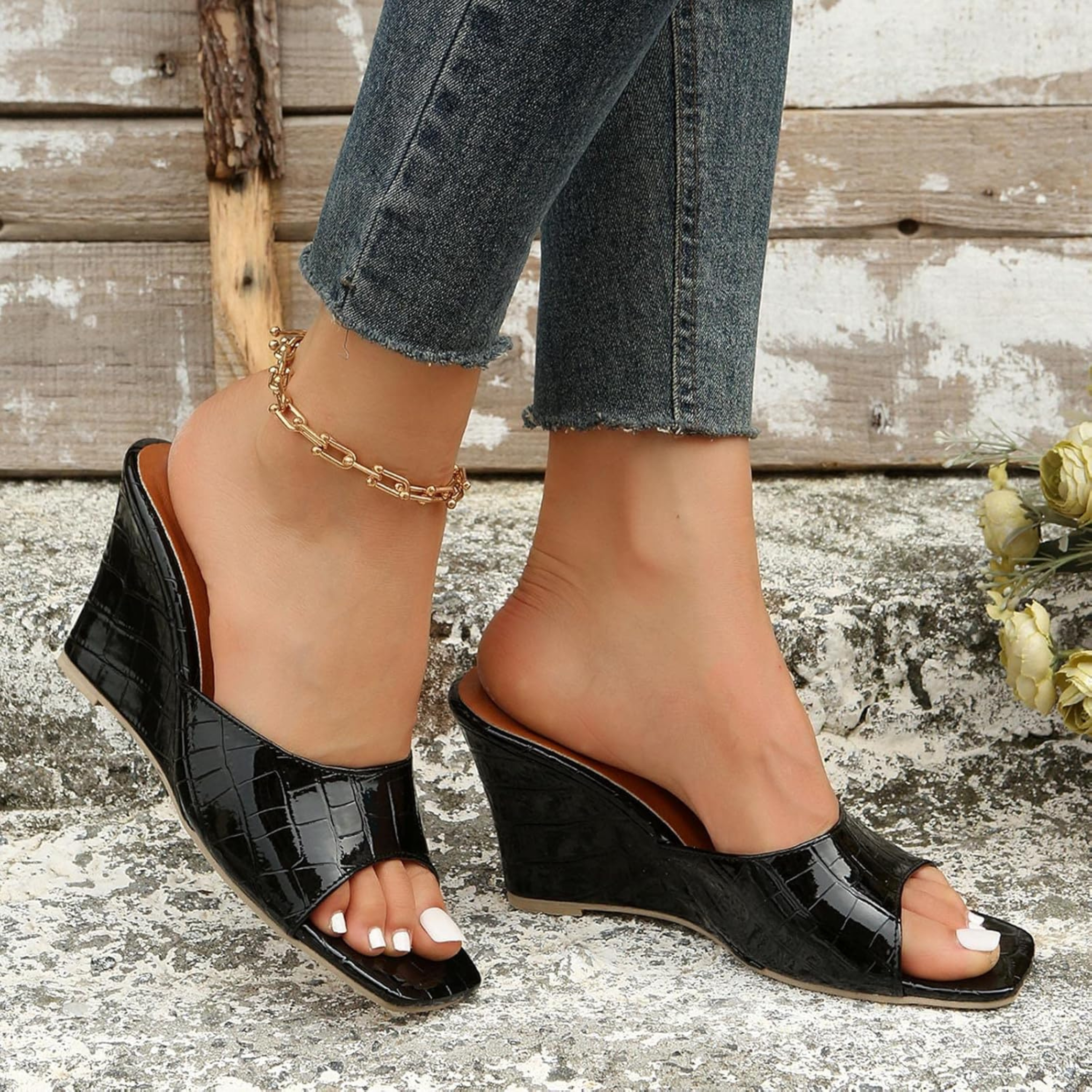 Viviana | Sophisticated Croc Embossed Wedges