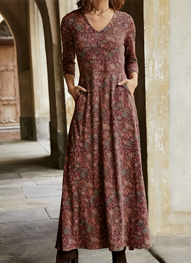 Evangeline | Elegant Paisley Maxi Dress